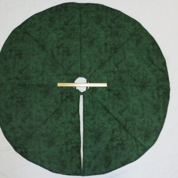 Christmas Tree Skirt 44" Hand Made Quilted Patchwork Nostalgic Vintage Country - Picture 8 of 8